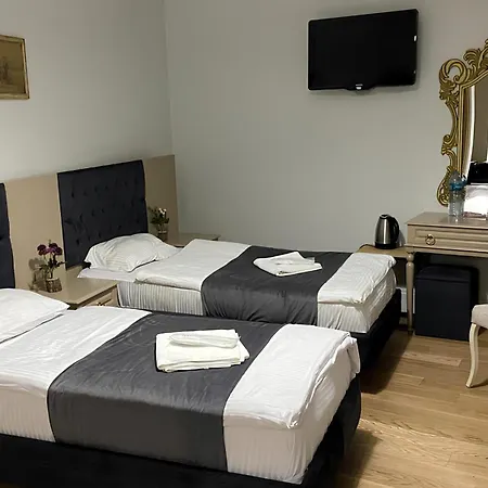 Hotel Next2 3*