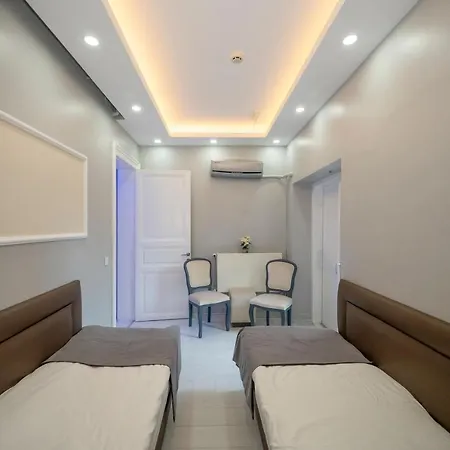Hotel Next2 3*