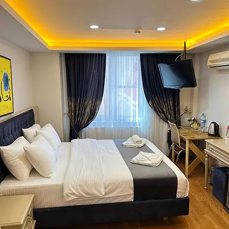 Taksim Istiklal Street Next2 호텔 3*