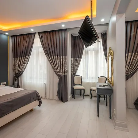 Hotel Taksim Istiklal Street Next2