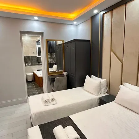Hotel Taksim Istiklal Street Next2