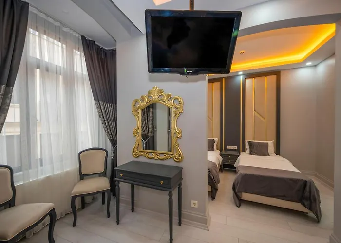 Taksim Istiklal Street Next2 Stambuł