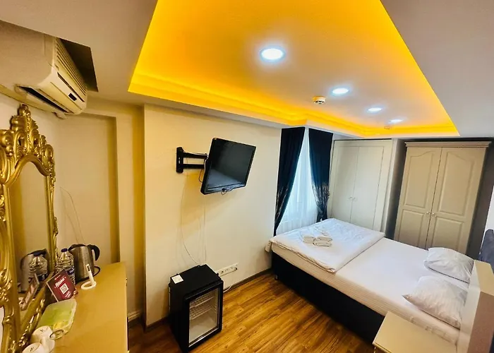 Taksim Istiklal Street Next2 Stambuł