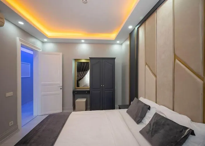 Hotel Taksim Istiklal Street Next2