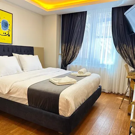 Hotel Taksim Istiklal Street Next2 3*