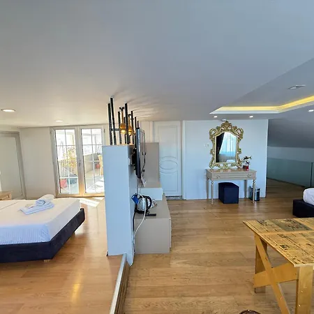 Taksim Istiklal Street Next2 Istanbul